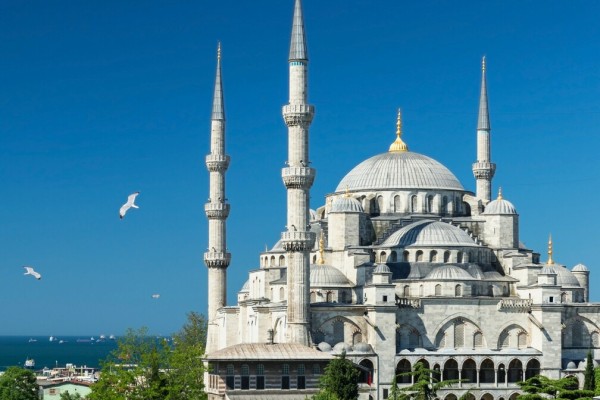 ISTANBUL PREMIUM - 4 dana avionom