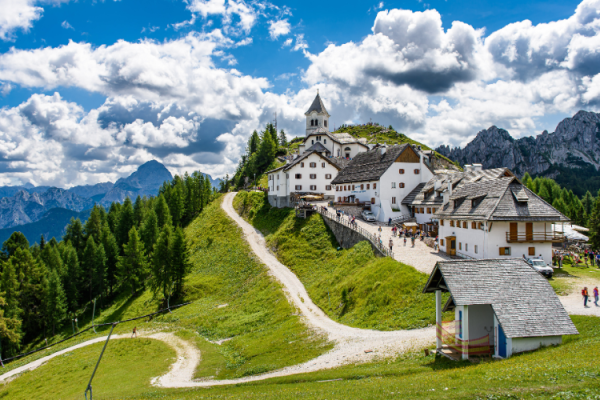 MONTE LUSSARI – TARVISIO – BELOPEŠKA JEZERA - 1 dan autobusom