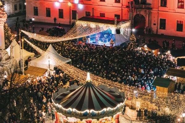 ADVENT U OSIJEKU - 1 dan autobusom